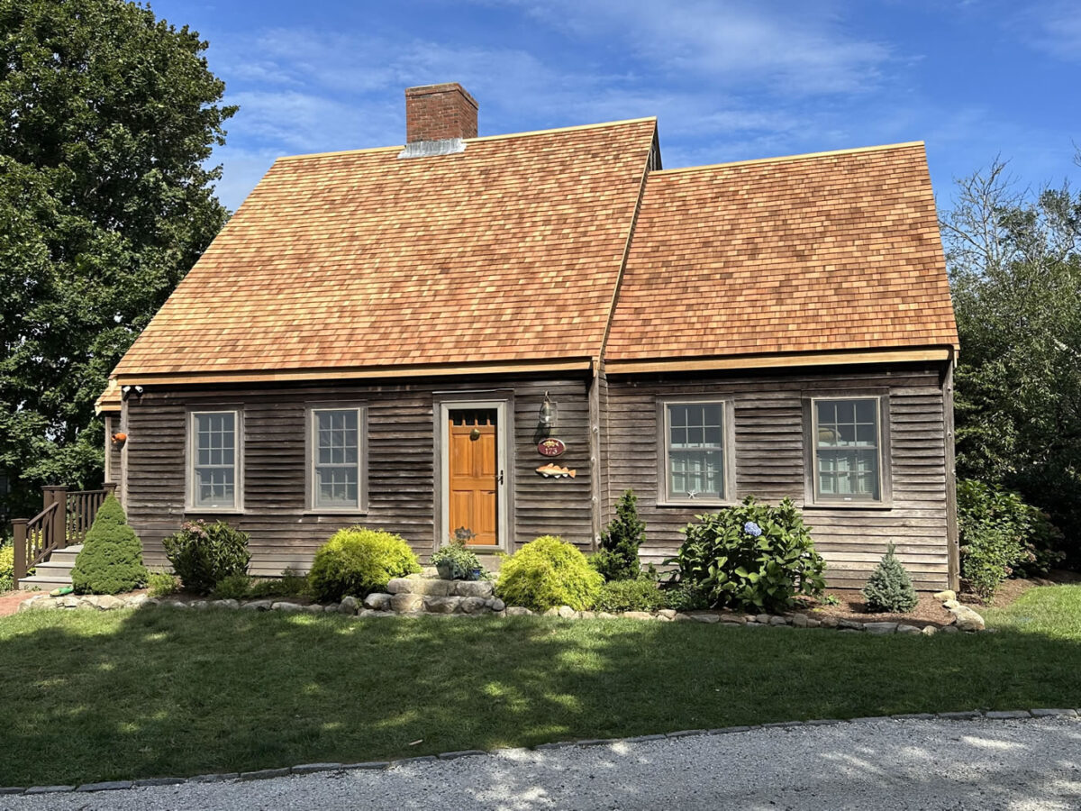red-cedar-roof-brewster-cape-cod