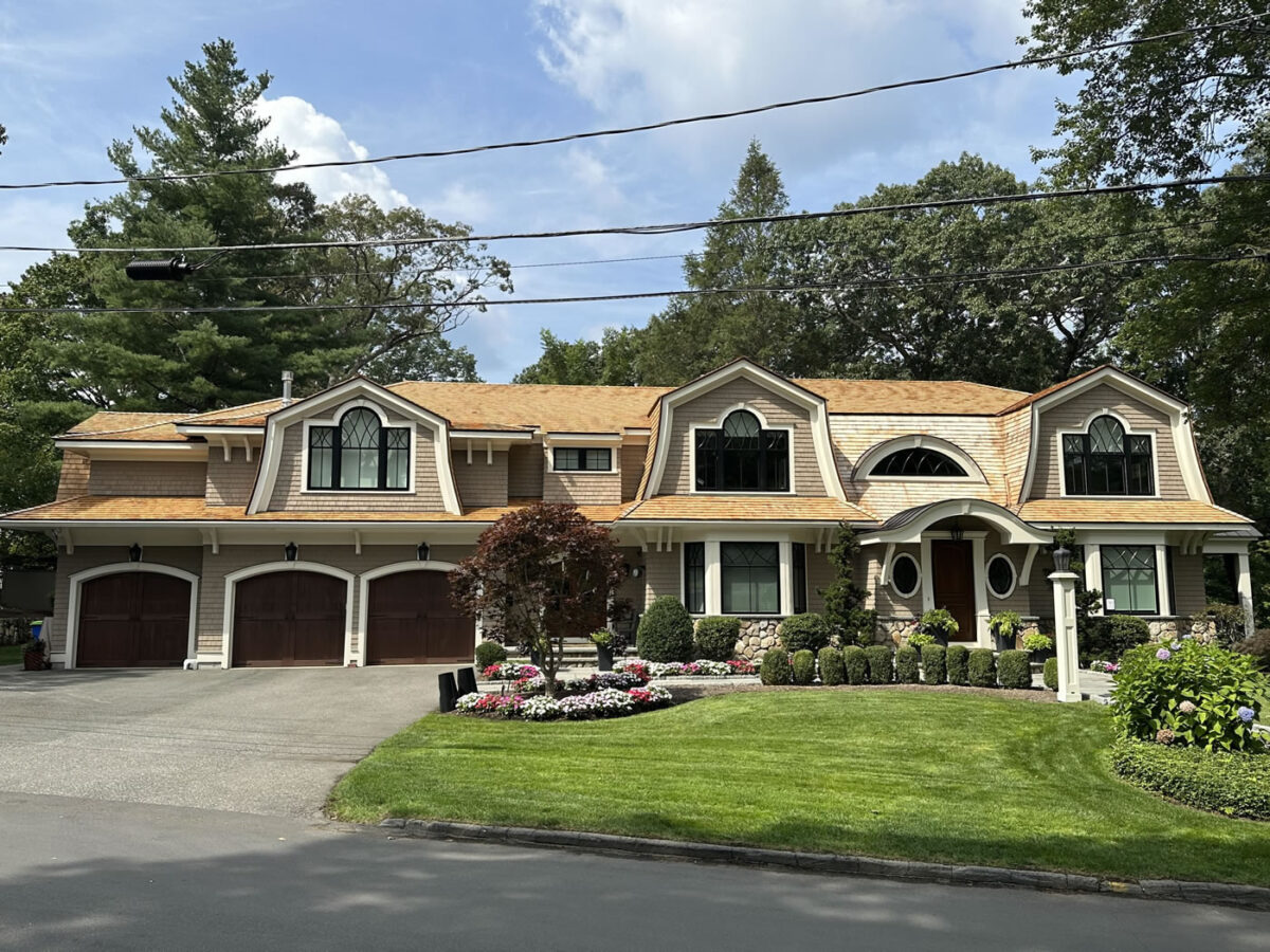 red-cedar-roof-weston-ma-cedarworks